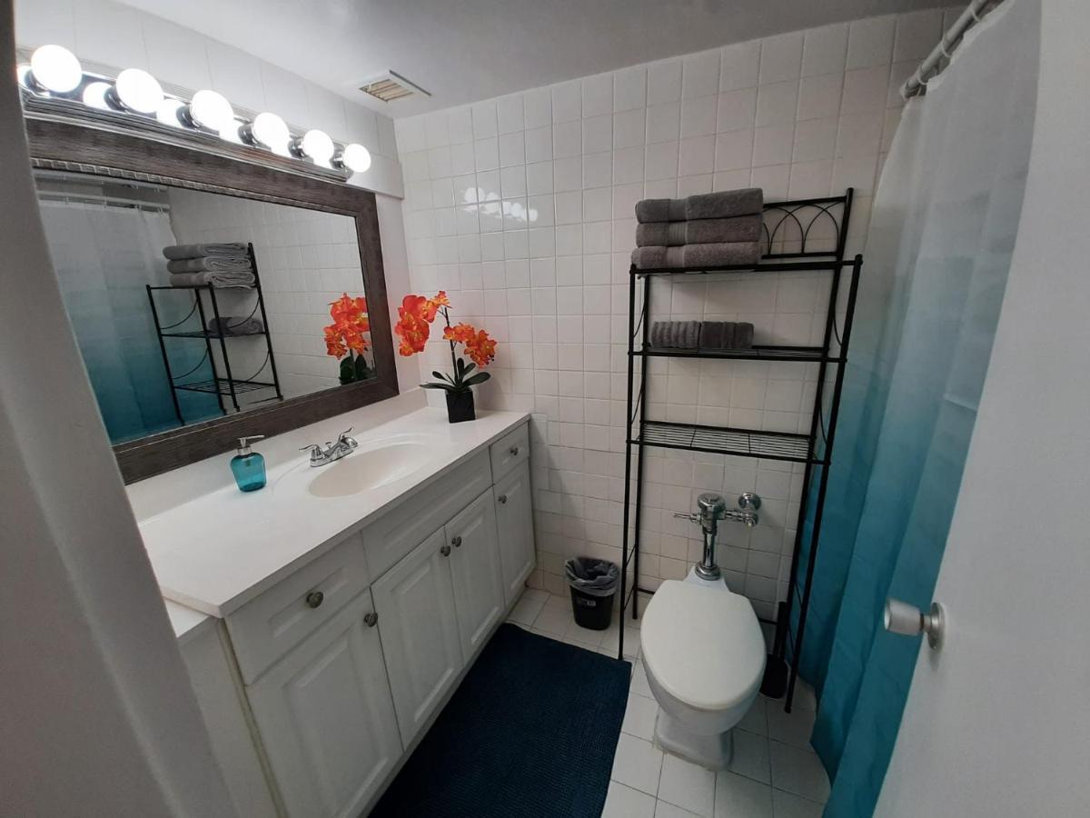 Hallandale Studio With Pool Apartman Hallandale Beach Kültér fotó